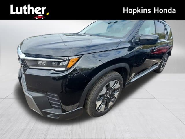 2026 Honda Pilot Touring — photo 1 of 11