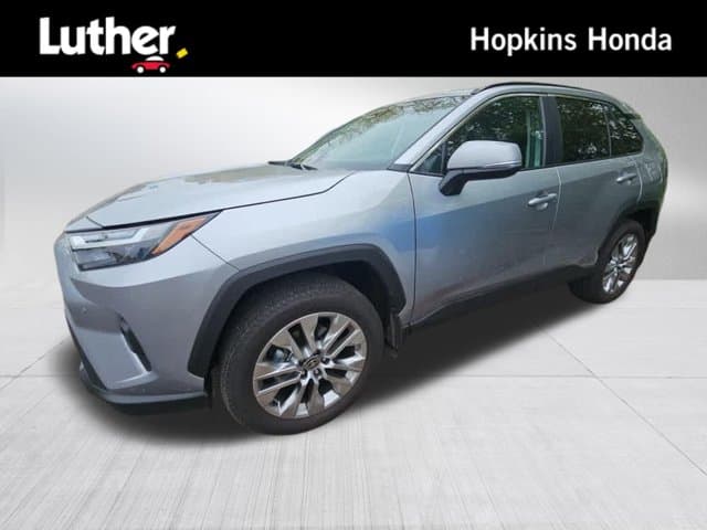 2025 Toyota RAV4 XLE Premium — photo 1 of 11