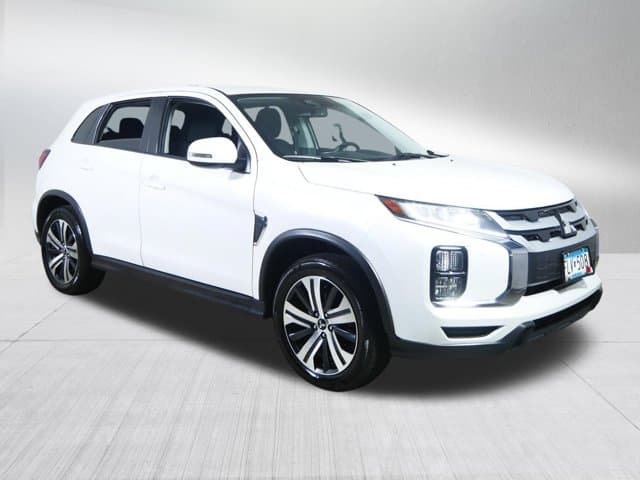 2020 Mitsubishi Outlander Sport SE 2.0 — photo 1 of 33