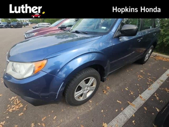 2011 Subaru Forester 2.5X — photo 1 of 10