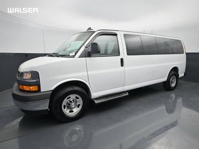 2019 Chevrolet Express Passenger LT — photo 1 of 42