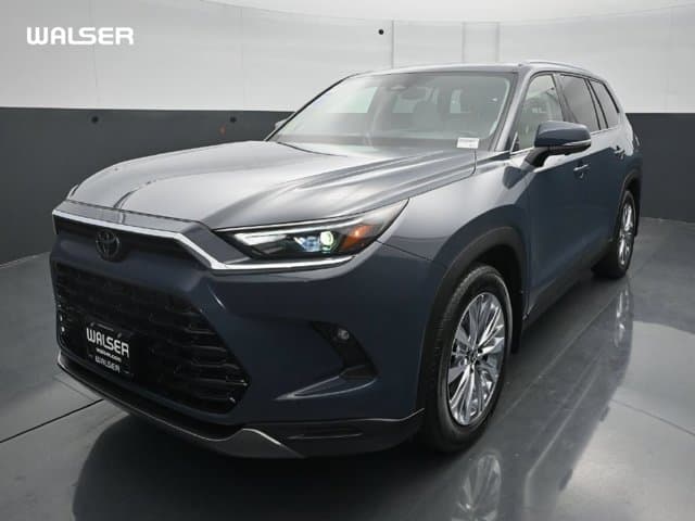 2026 Toyota Grand Highlander Platinum — photo 1 of 44
