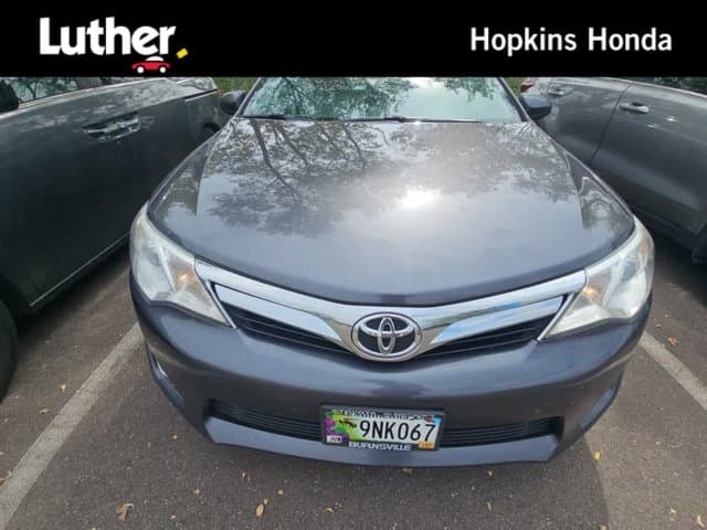 2014 Toyota Camry XLE — photo 1 of 7