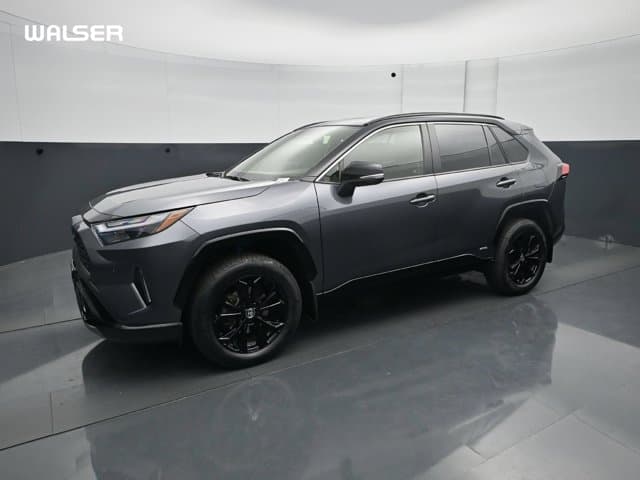 2024 Toyota RAV4 Hybrid XSE — photo 1 of 24