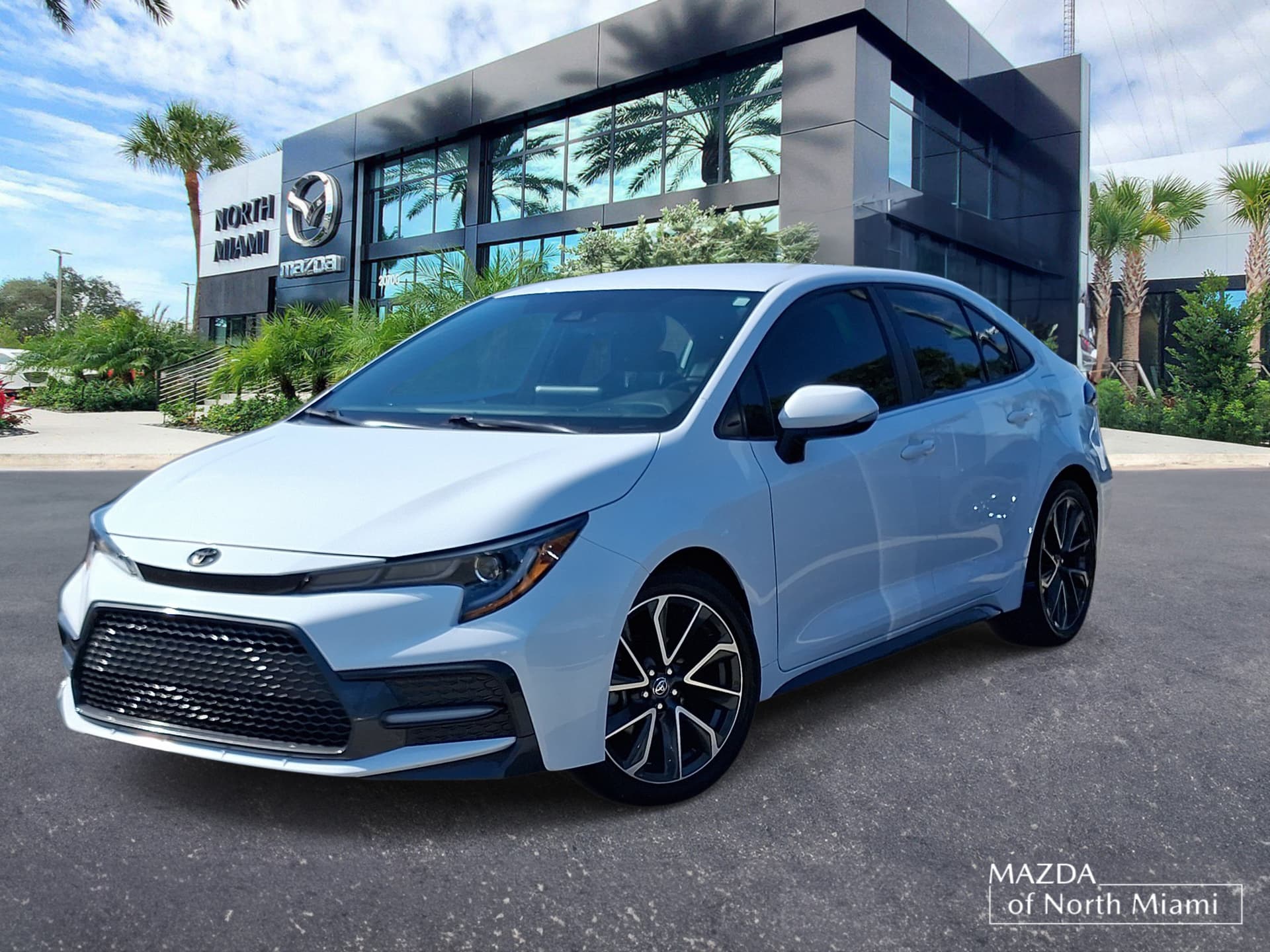 2022 Toyota Corolla SE — photo 1 of 18