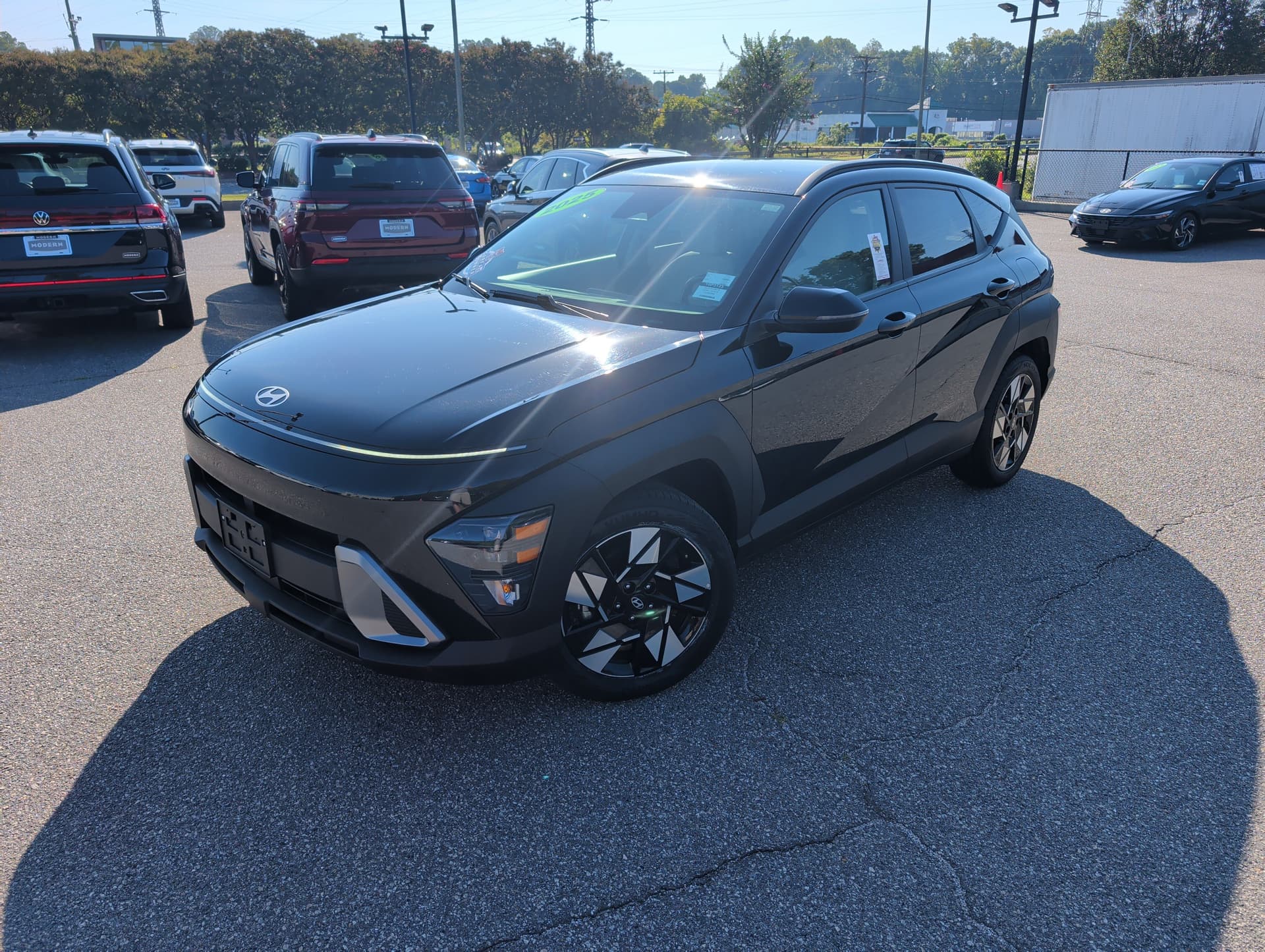 2025 Hyundai Kona SEL — photo 1 of 32