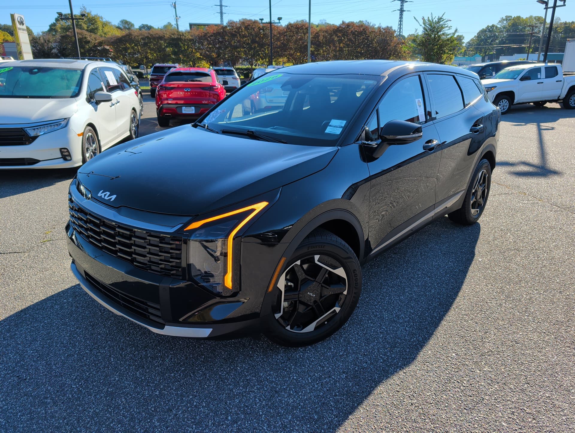 2026 Kia Sportage Hybrid S — photo 1 of 32