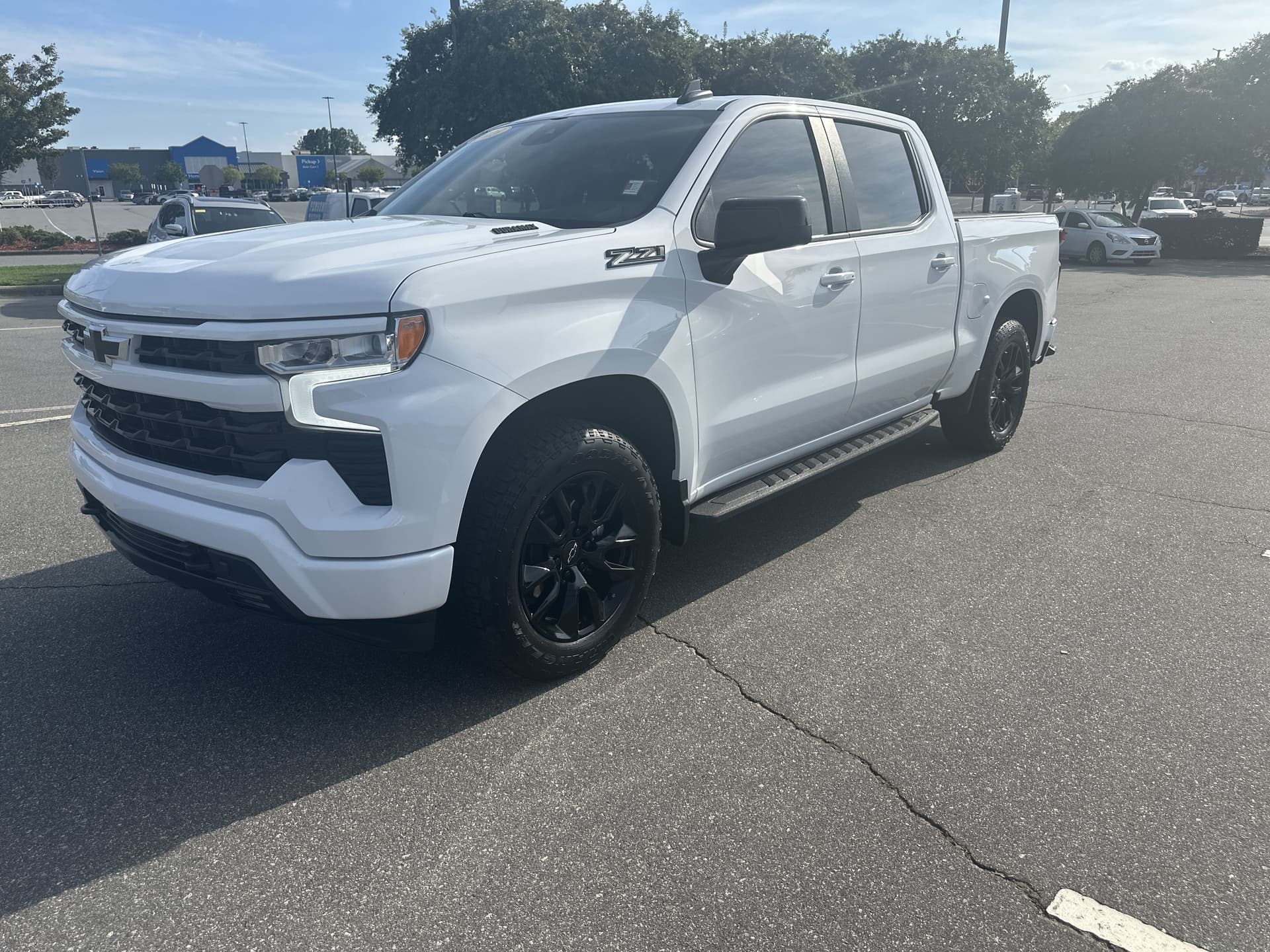 2023 Chevrolet Silverado 1500 RST — photo 1 of 32