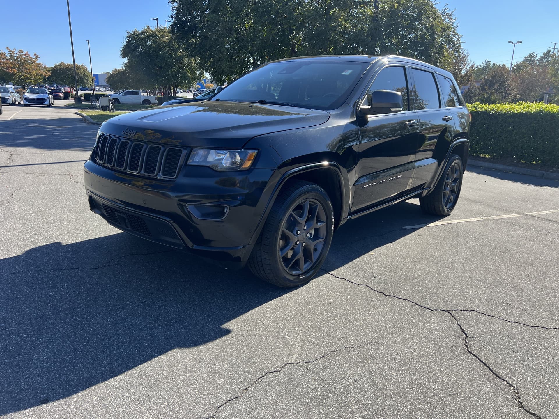 2021 Jeep Grand Cherokee 80th Anniversary — photo 1 of 29