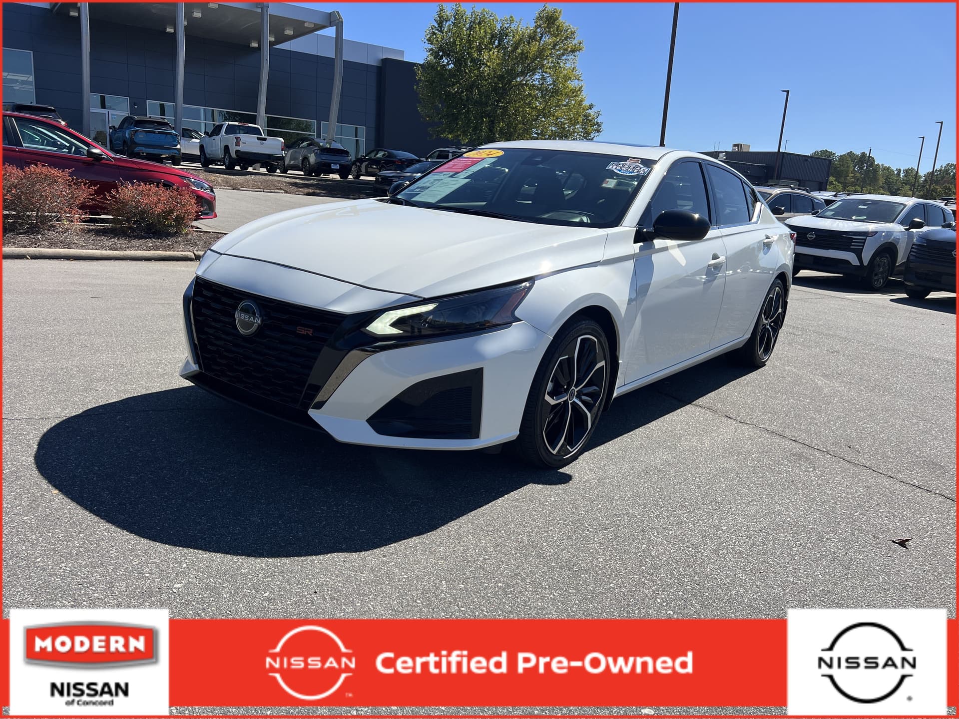 2024 Nissan Altima 2.5 SR — photo 1 of 29