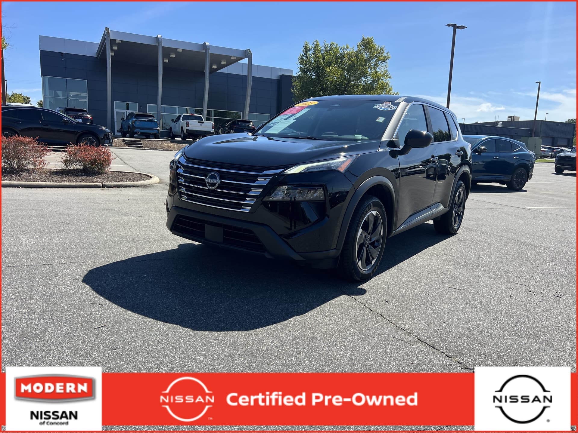 2025 Nissan Rogue SV — photo 1 of 27
