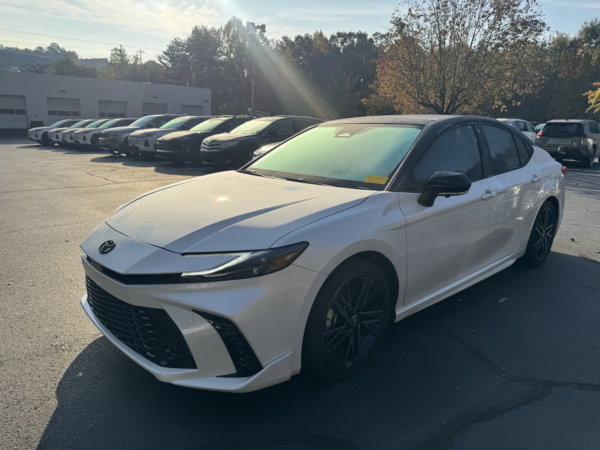2025 Toyota Camry XSE — photo 1 of 21