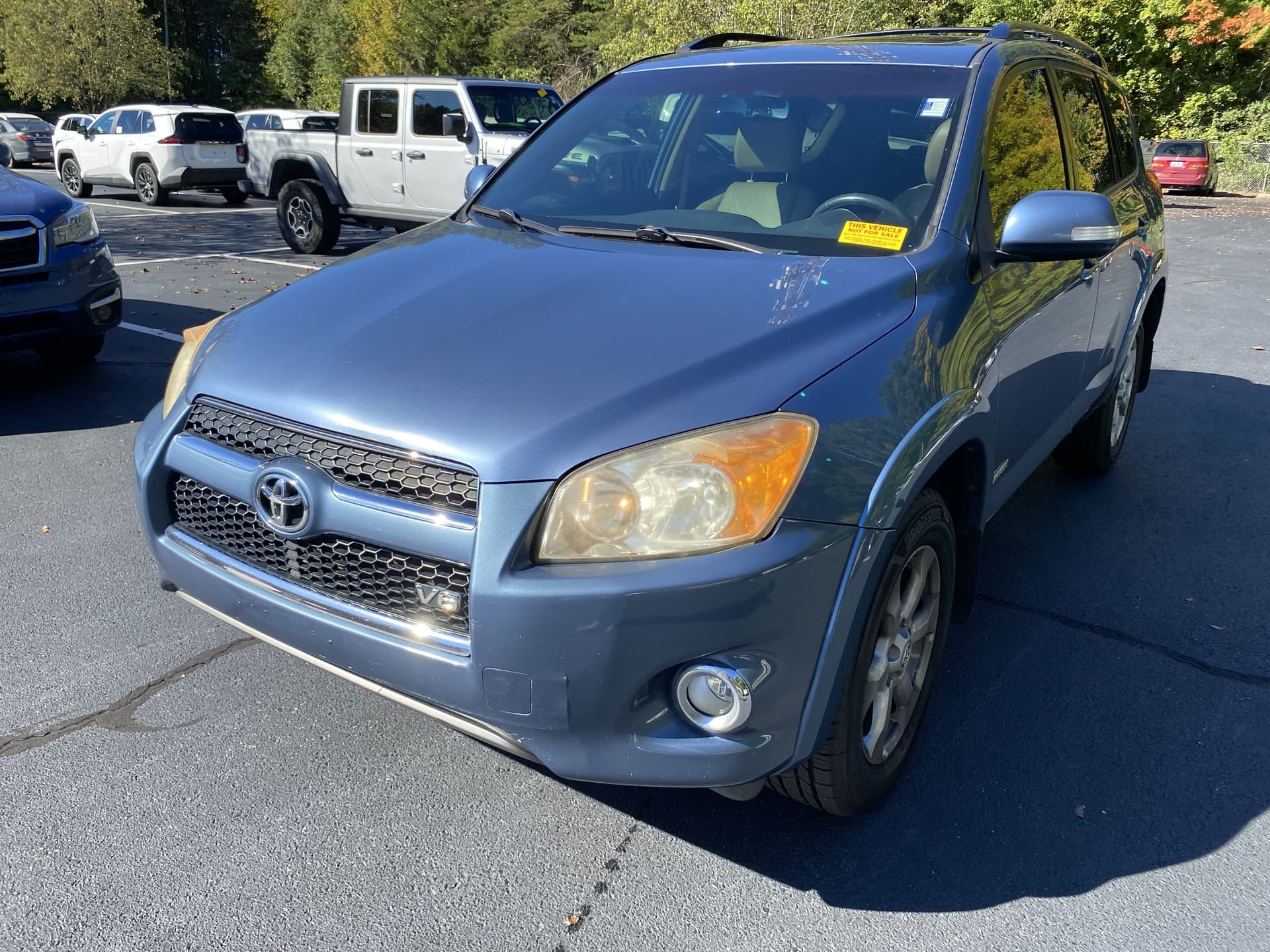 2010 Toyota RAV4 Ltd — photo 1 of 15