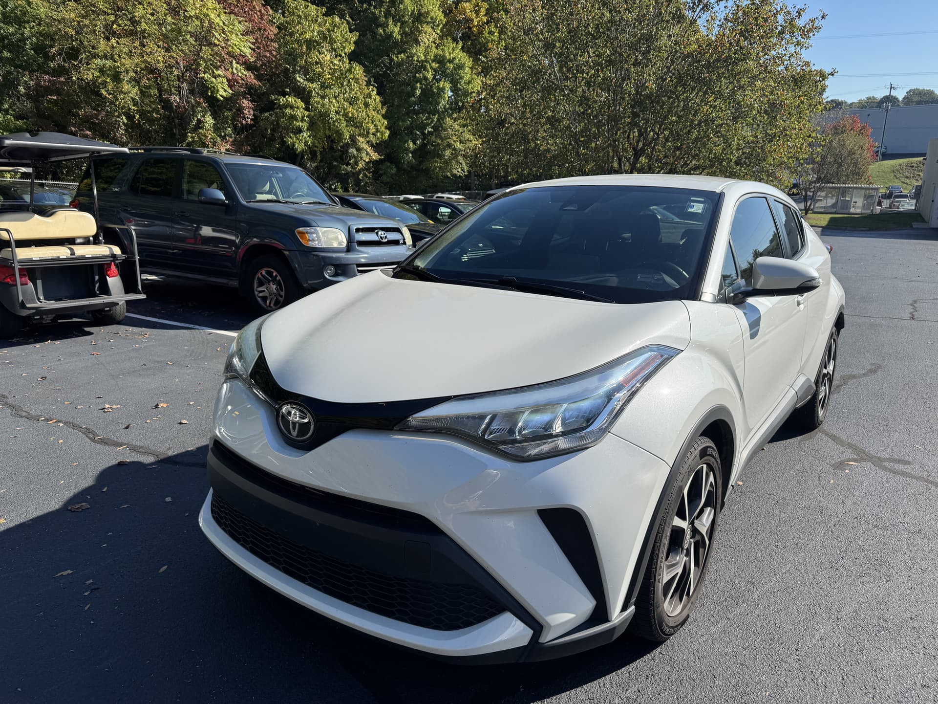 2021 Toyota C-HR XLE — photo 1 of 15
