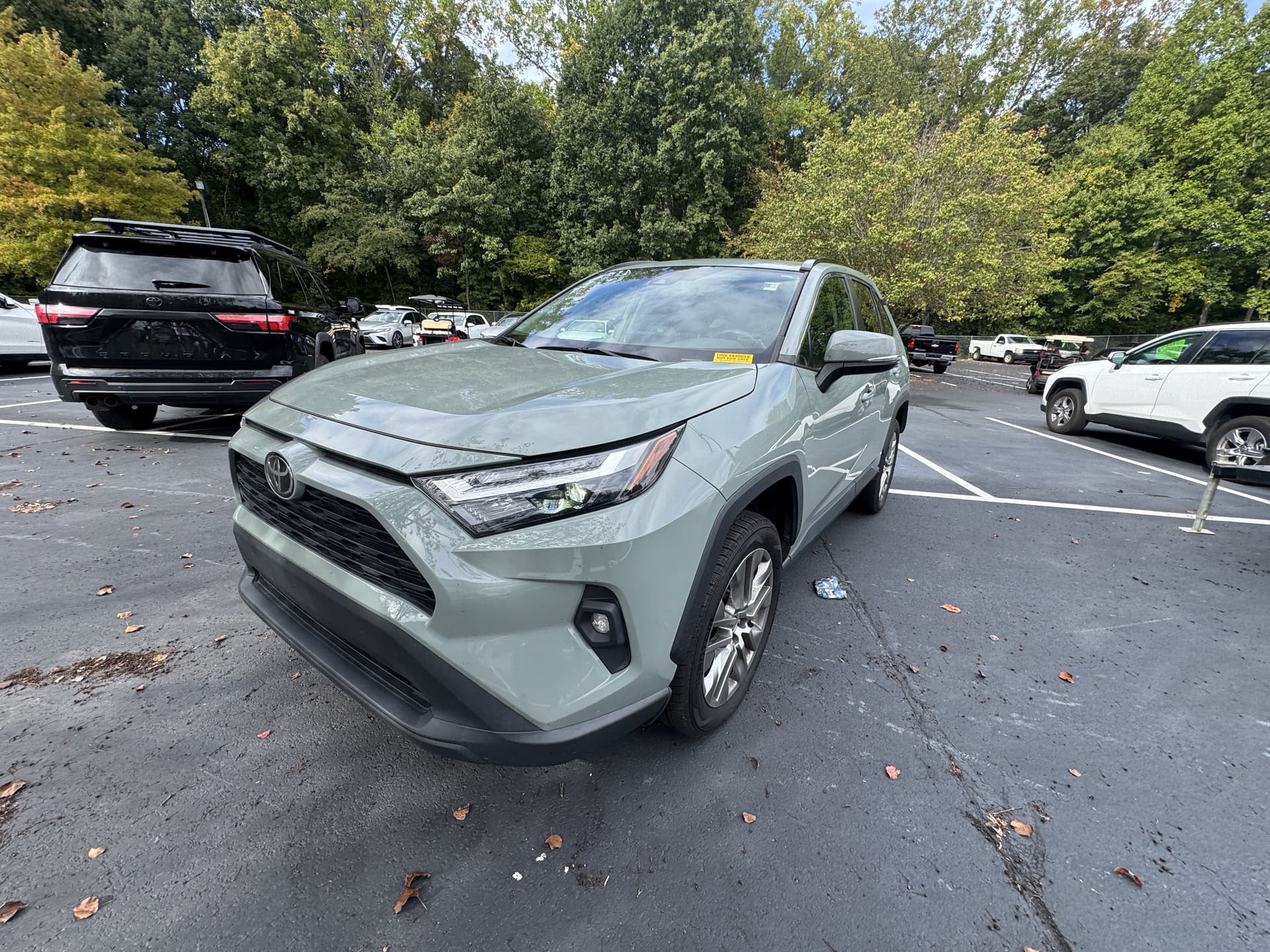 2022 Toyota RAV4 XLE Premium — photo 1 of 25