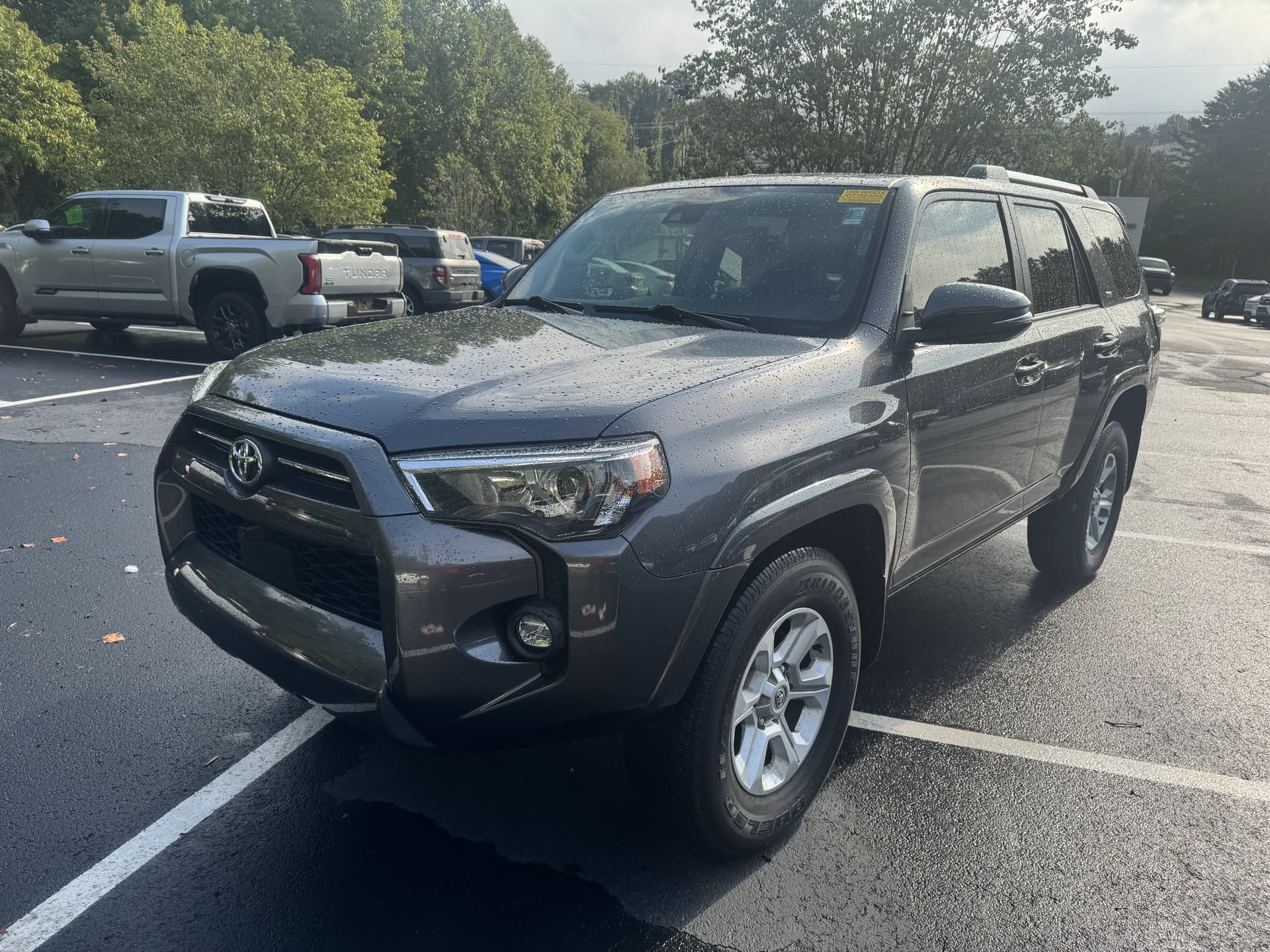 2023 Toyota 4Runner SR5 Premium — photo 1 of 25
