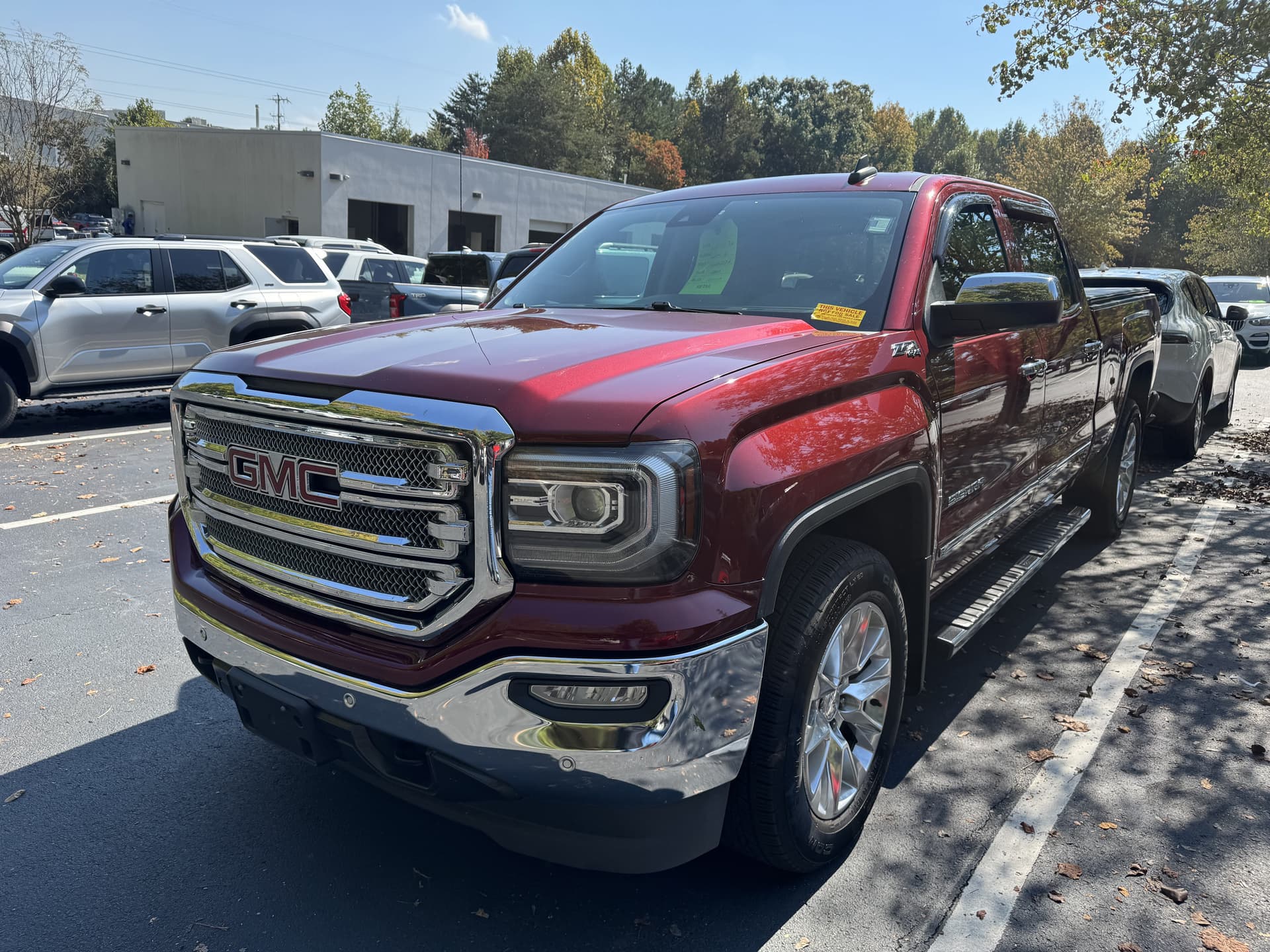2017 GMC Sierra 1500 SLT — photo 1 of 15