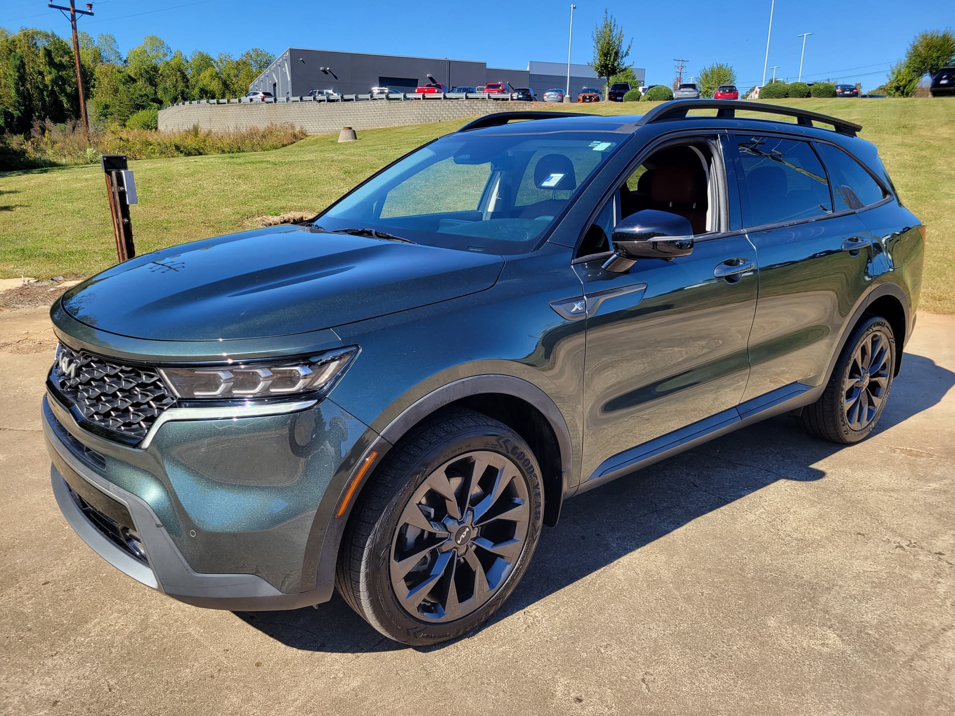 2022 Kia Sorento X-Line SX Prestige — photo 1 of 34