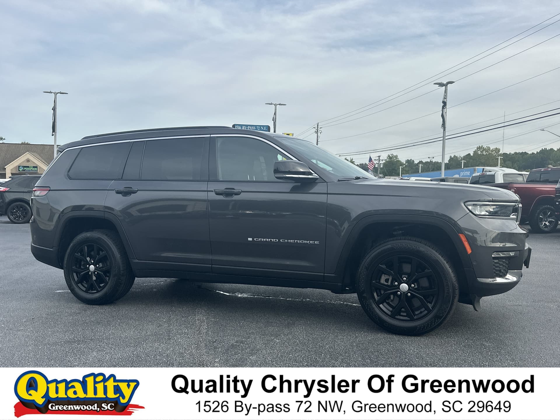 2024 Jeep Grand Cherokee L Limited — photo 1 of 29