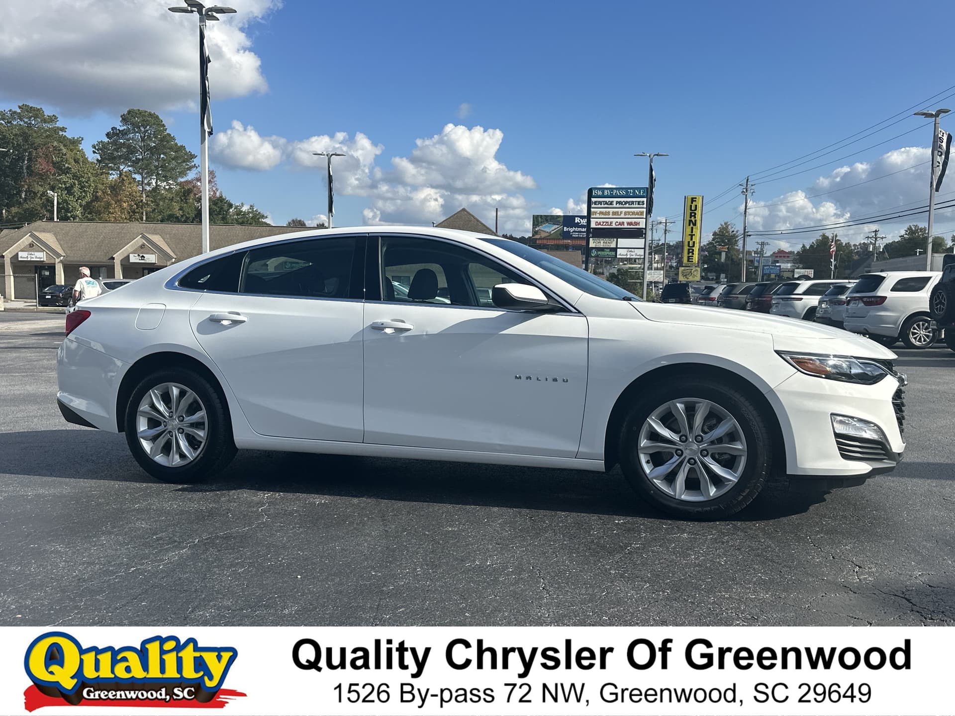2025 Chevrolet Malibu LT — photo 1 of 27