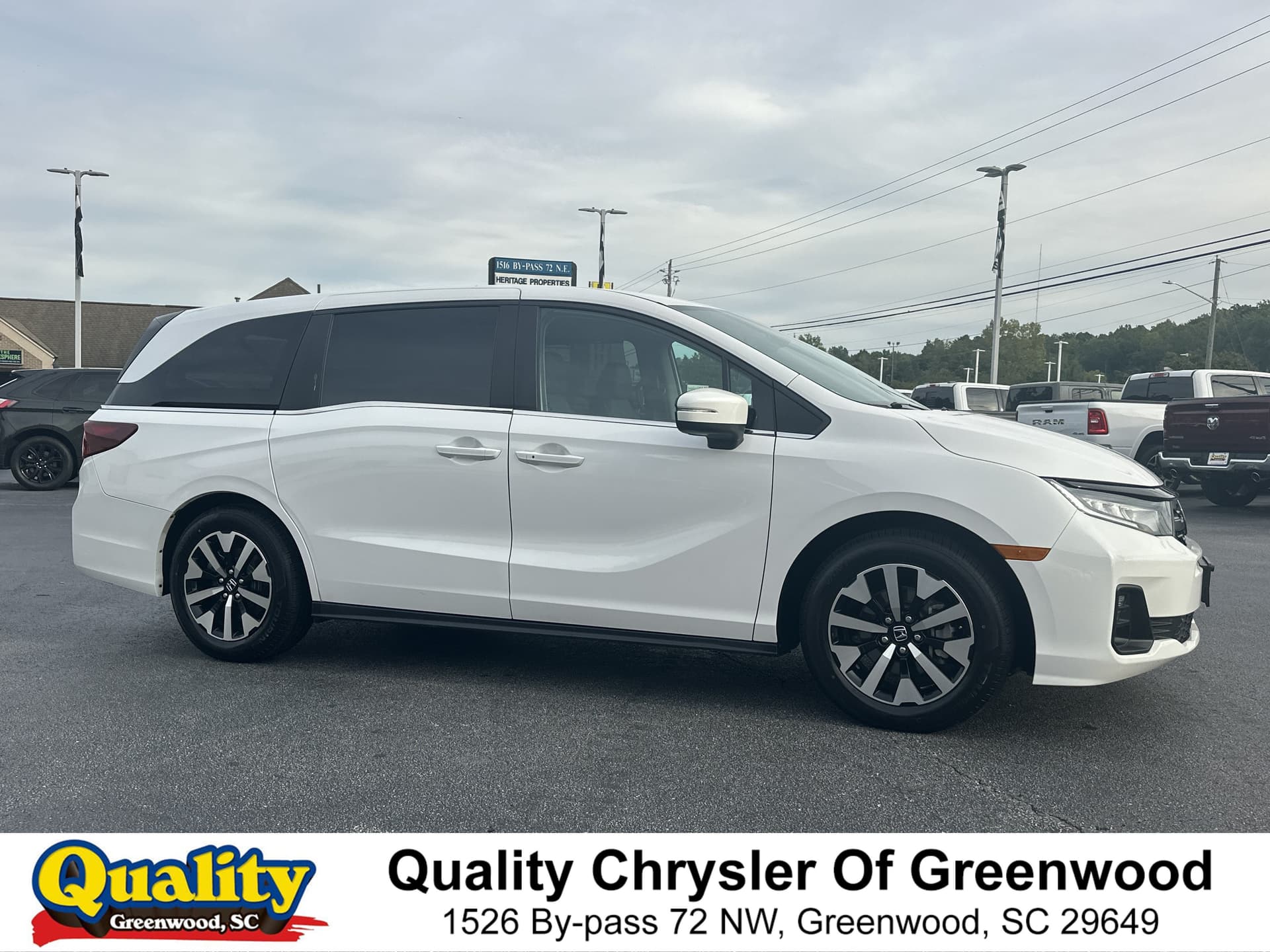 2025 Honda Odyssey EX-L — photo 1 of 28