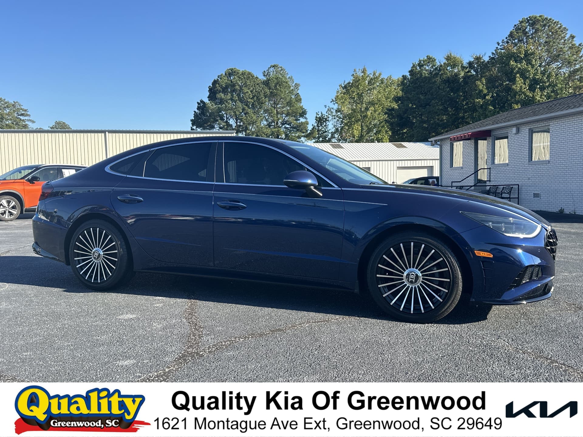 2022 Hyundai Sonata Limited — photo 1 of 28