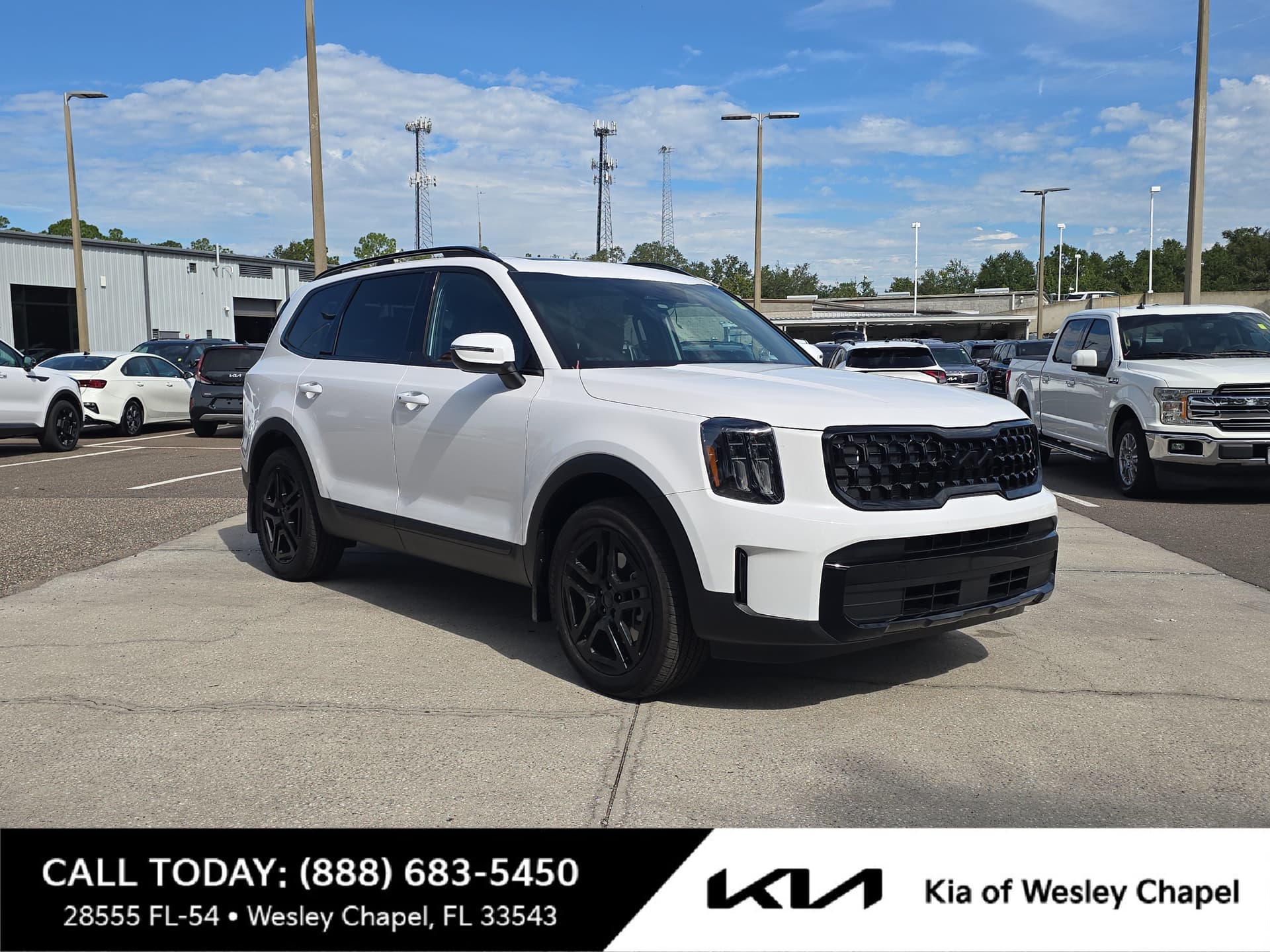 2025 Kia Telluride EX X-Line — photo 1 of 35