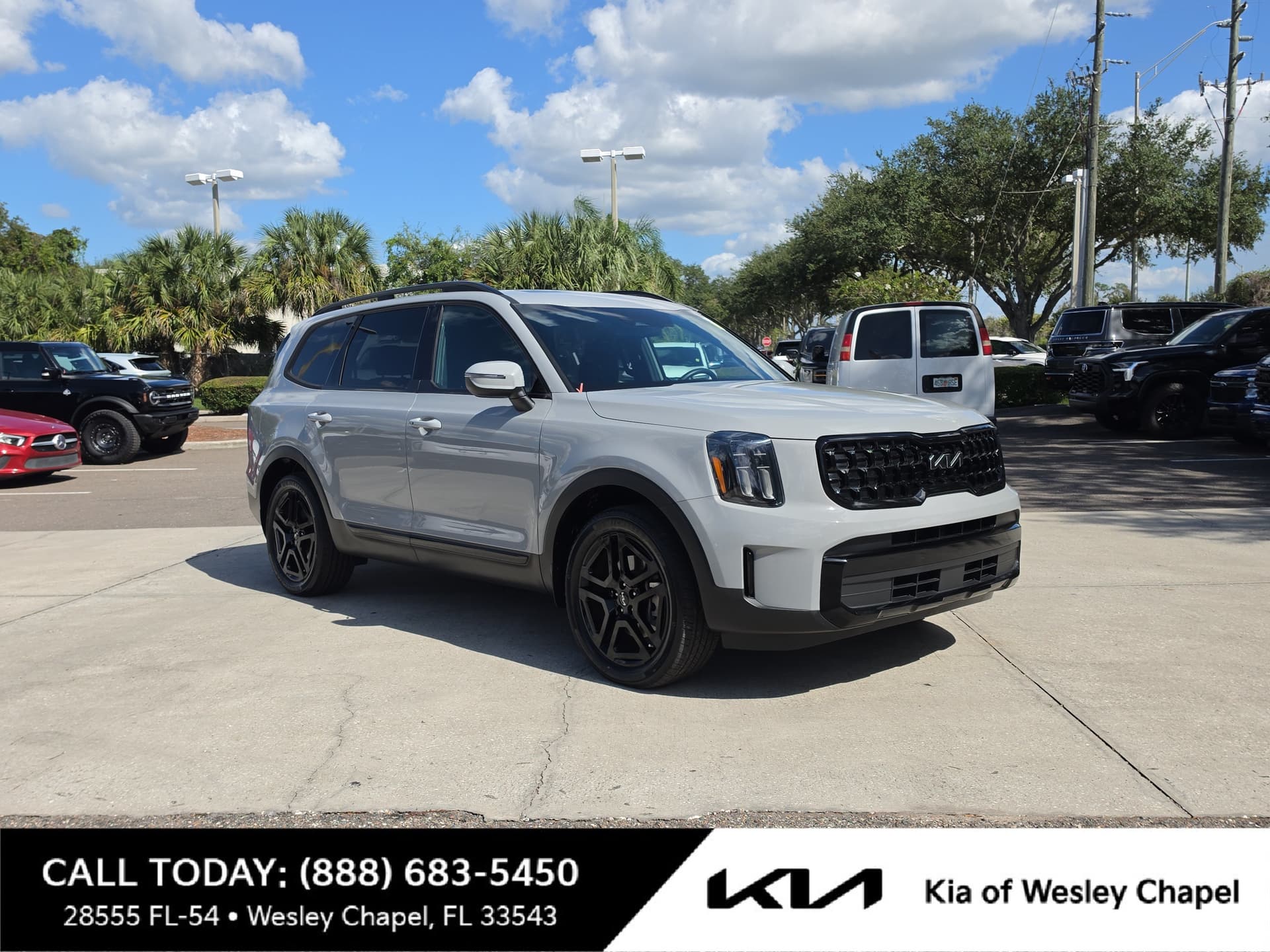 2024 Kia Telluride EX X-Line — photo 1 of 34