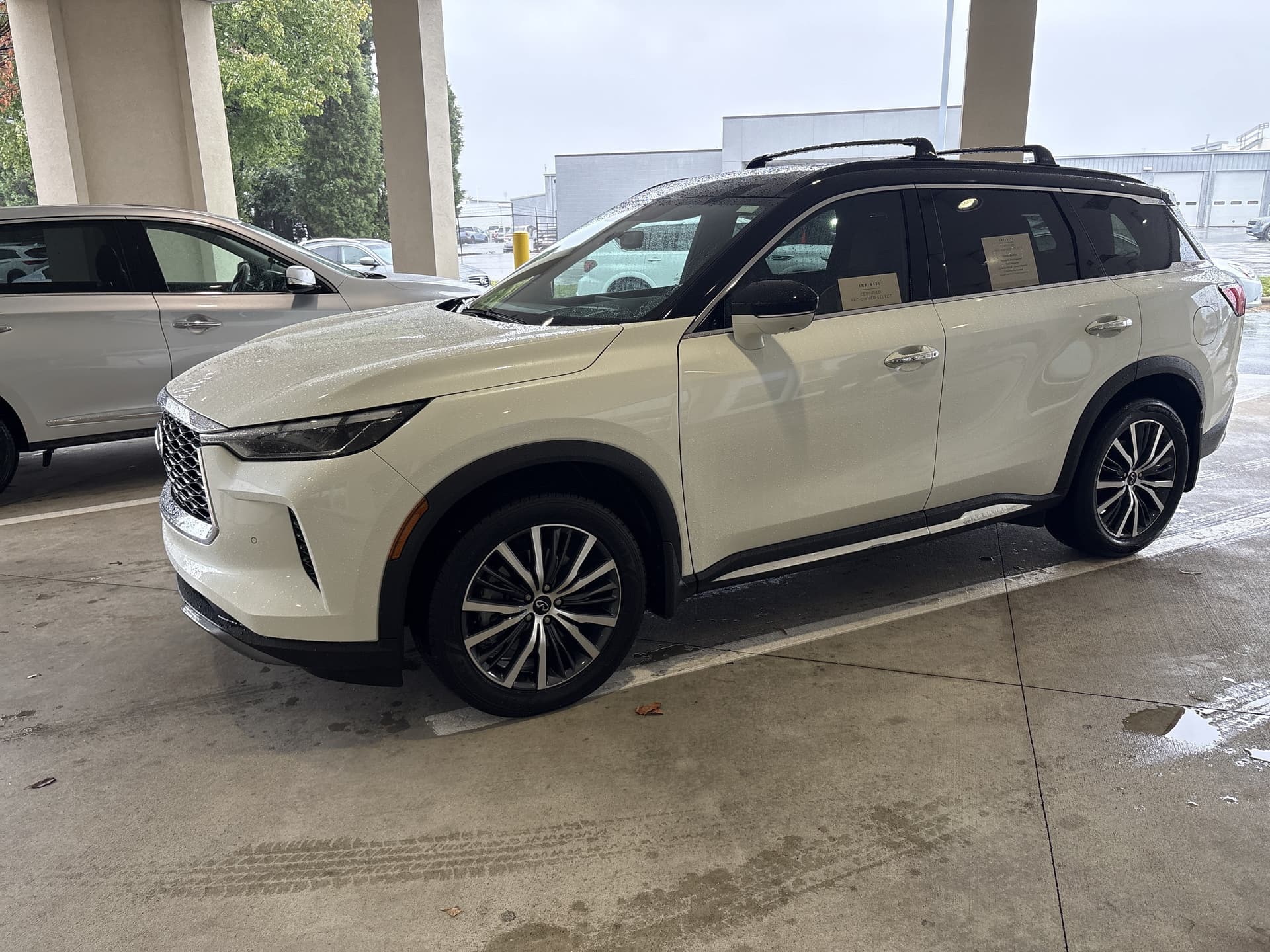 2023 INFINITI QX60 AUTOGRAPH — photo 1 of 20