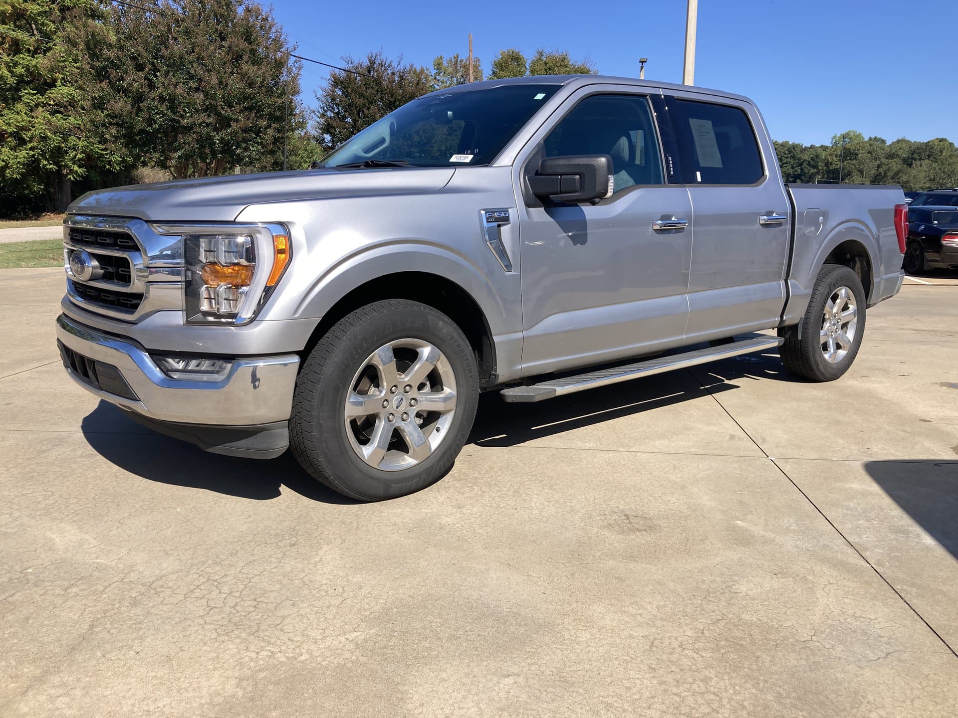 2023 Ford F-150 XLT — photo 1 of 4