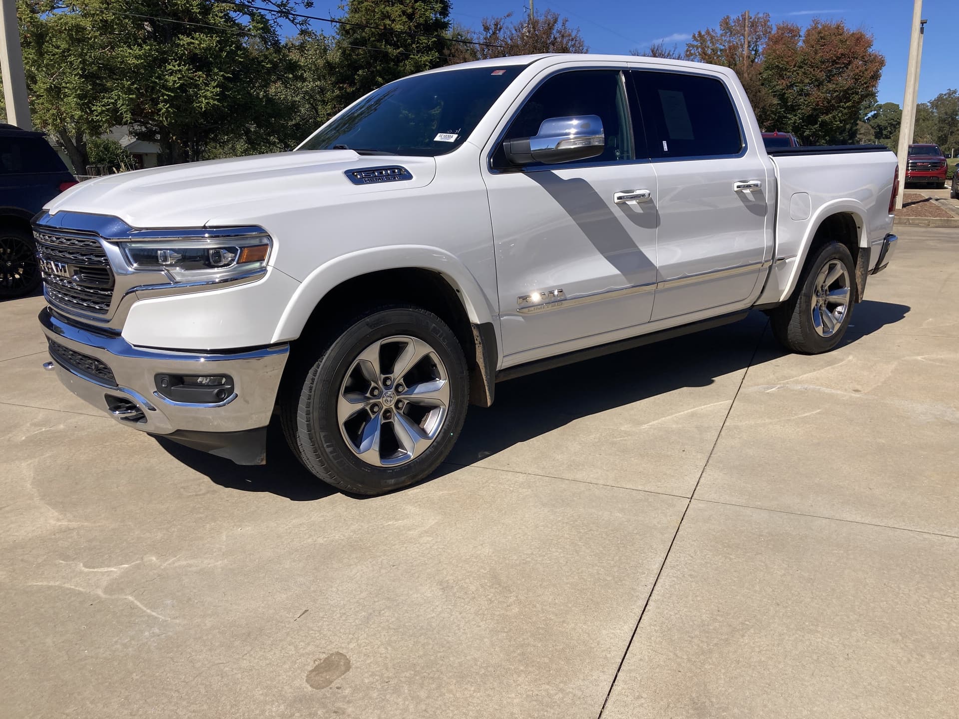 2020 RAM 1500 Limited — photo 1 of 4