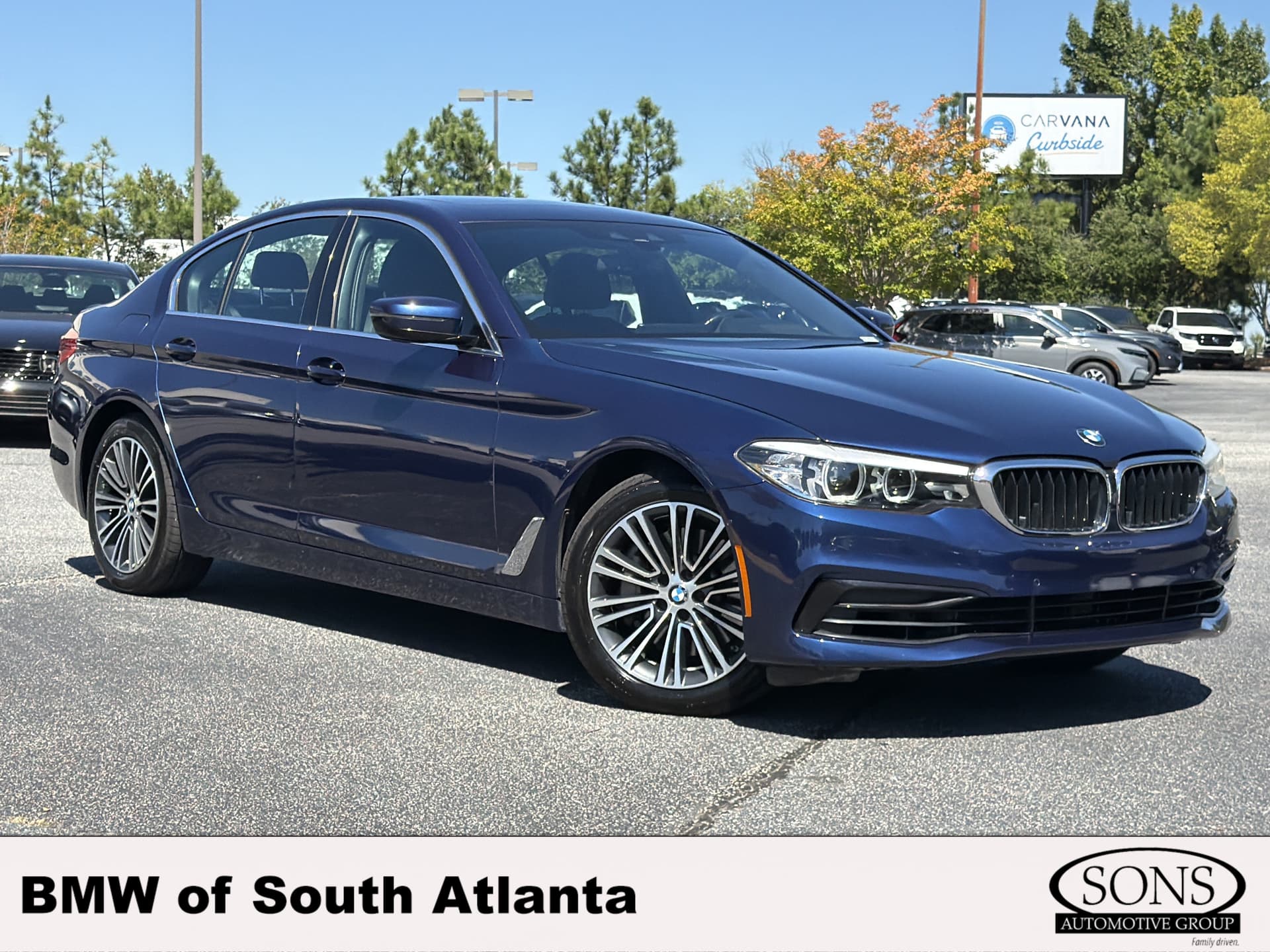2019 BMW 5 Series 530i — photo 1 of 33