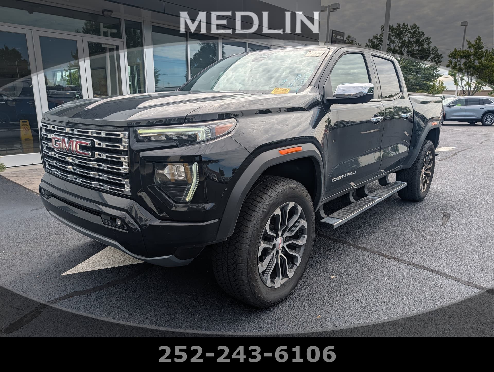 2026 GMC Canyon 4WD Denali — photo 1 of 18