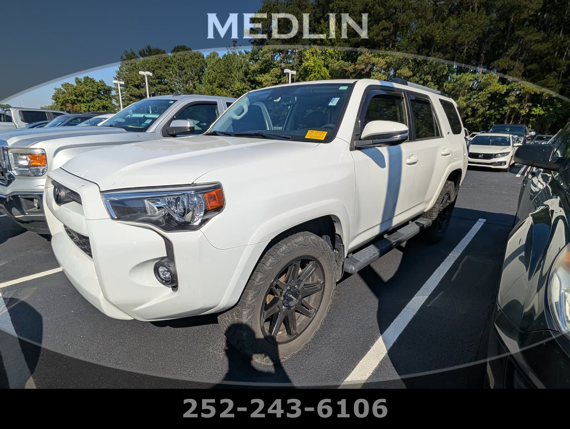 2023 Toyota 4Runner SR5 Premium — photo 1 of 12
