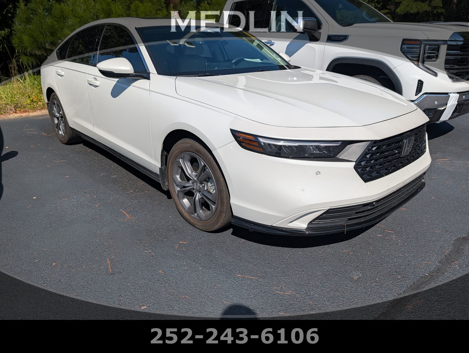 2024 Honda Accord Hybrid EX-L — photo 1 of 12