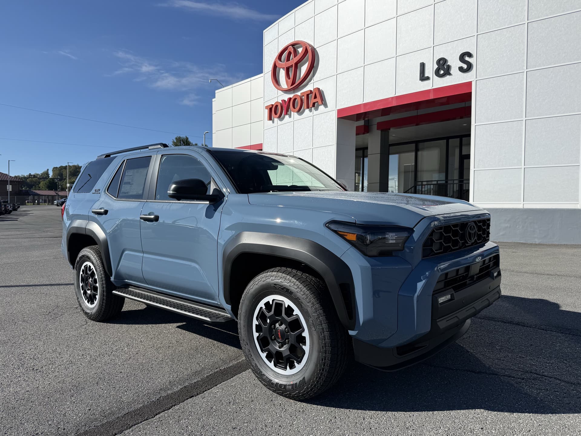 2026 Toyota 4Runner TRD Off Road Premium — photo 1 of 33
