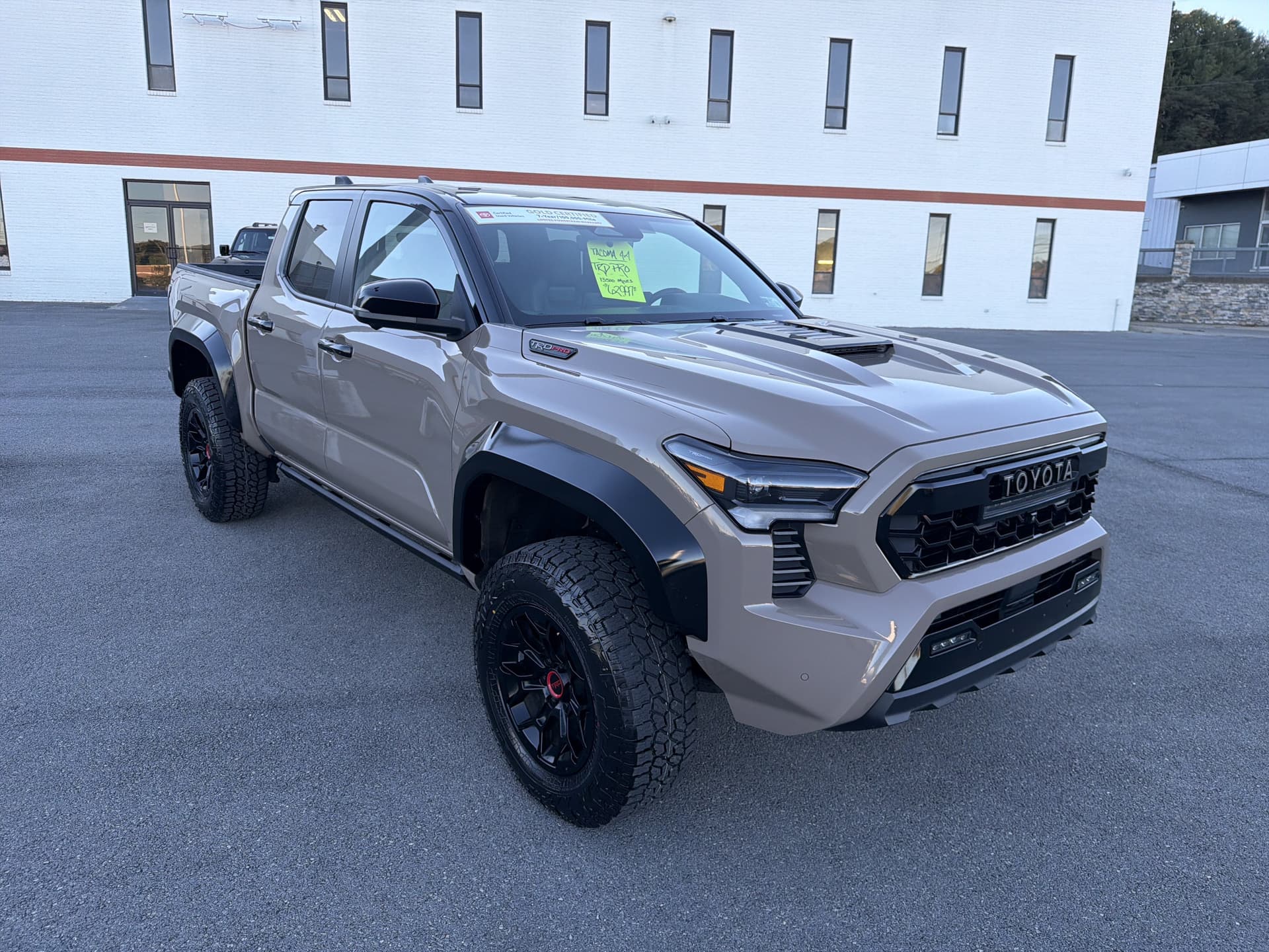 2025 Toyota Tacoma 4WD TRD Pro Hybrid — photo 1 of 20