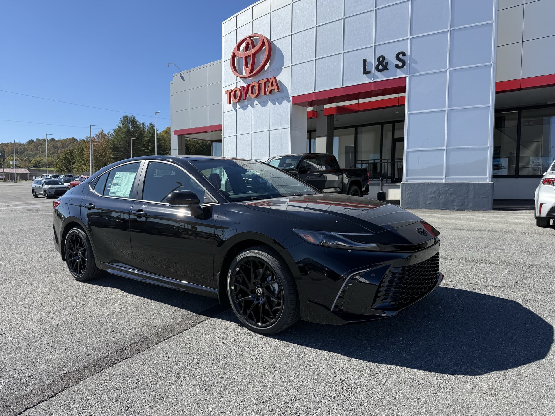 2027 Toyota Camry XSE — photo 1 of 11