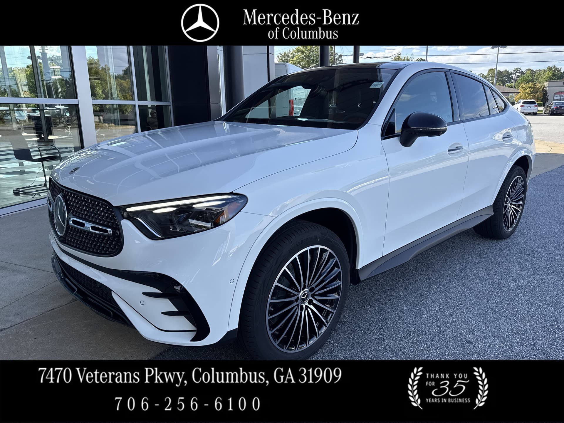 2027 Mercedes-Benz GLC GLC 300 — photo 1 of 44