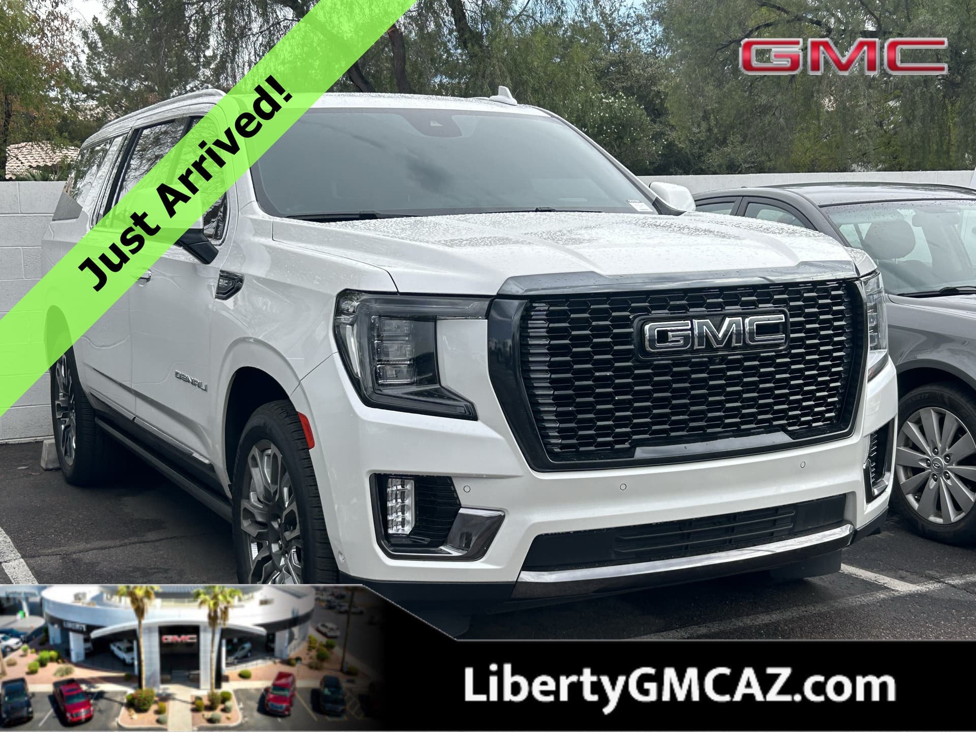 2023 GMC Yukon XL Denali Ultimate — photo 1 of 21