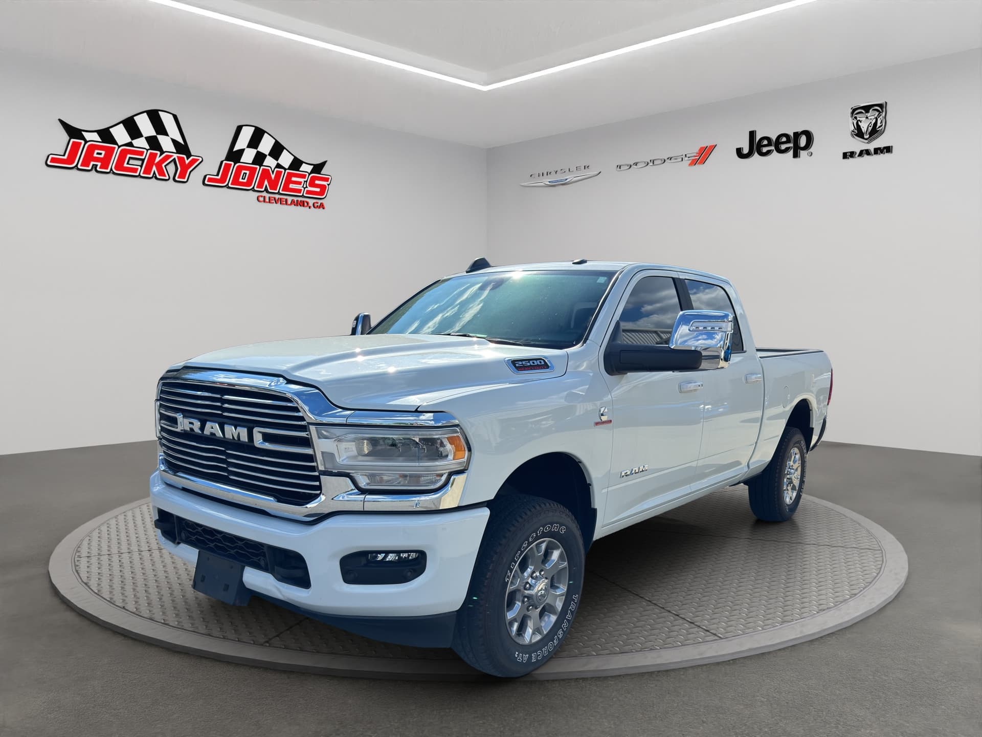 2024 RAM 2500 Laramie — photo 1 of 13