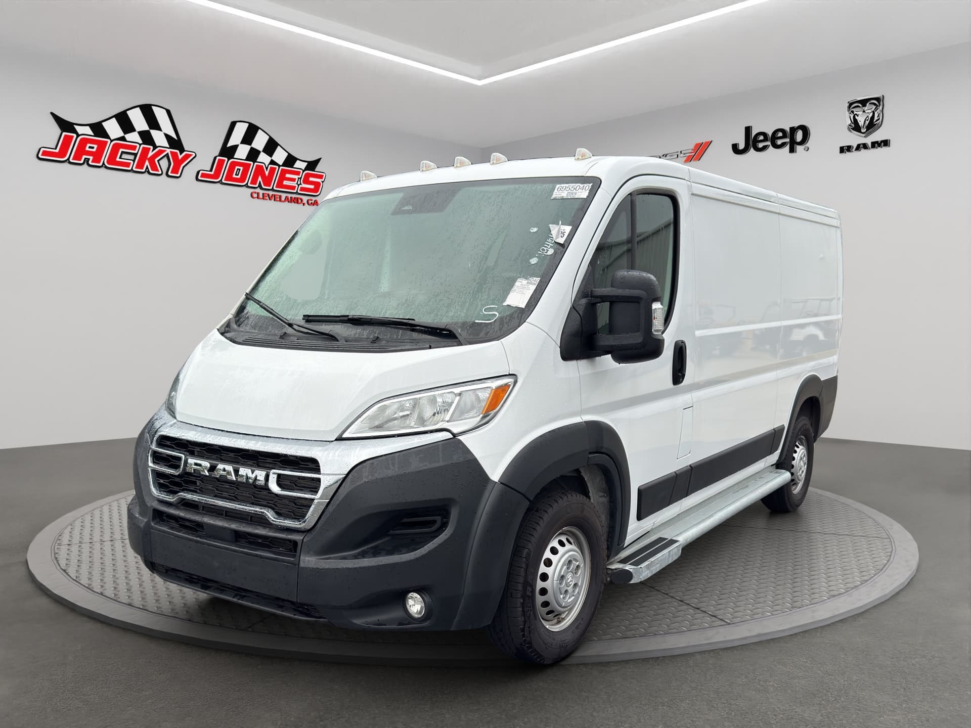 2025 RAM ProMaster Cargo Van Tradesman — photo 1 of 13