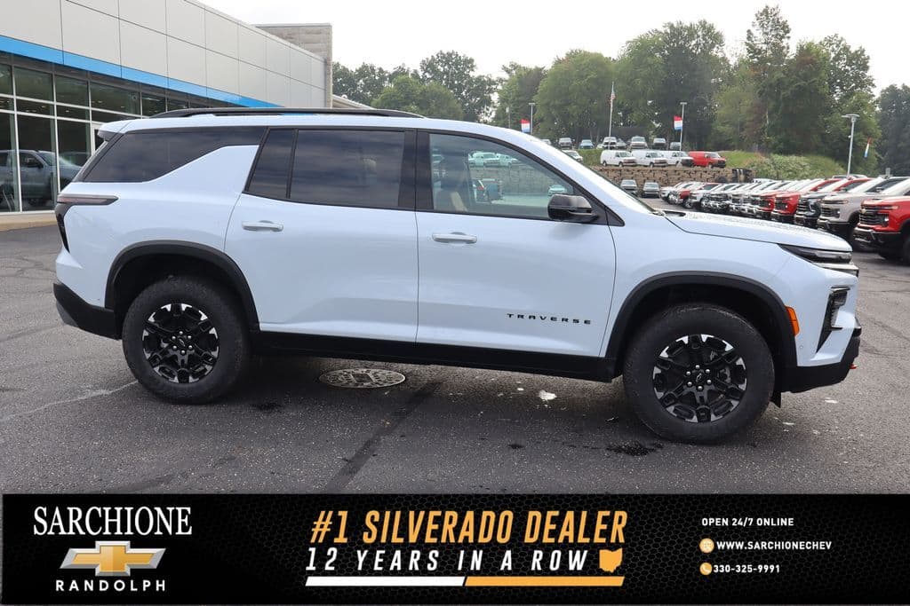 2027 Chevrolet Traverse Z71 — photo 1 of 34