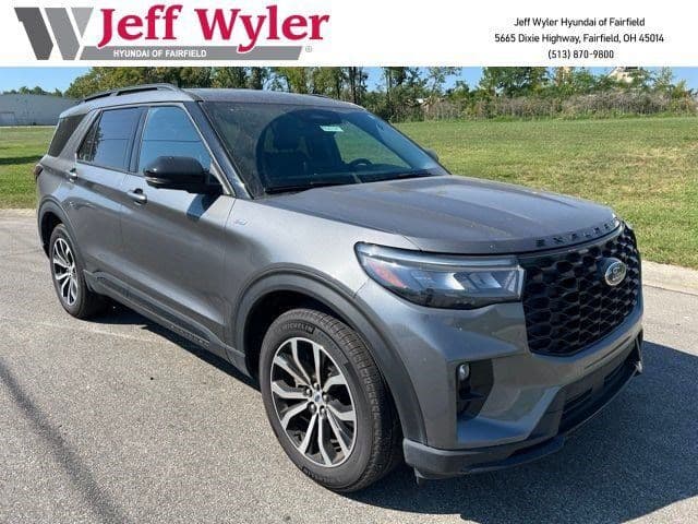 2026 Ford Explorer ST-Line — photo 1 of 17