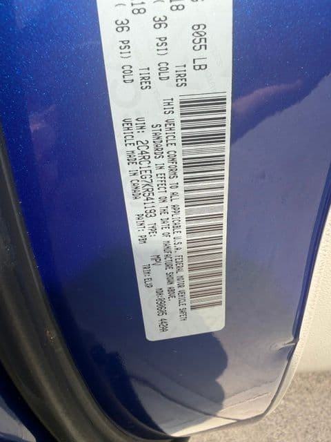 2019 Chrysler Pacifica Touring L Plus — photo 1 of 15