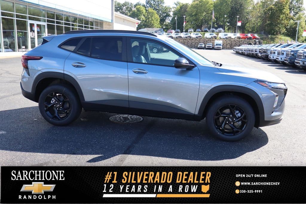 2026 Chevrolet Trax LT — photo 1 of 29