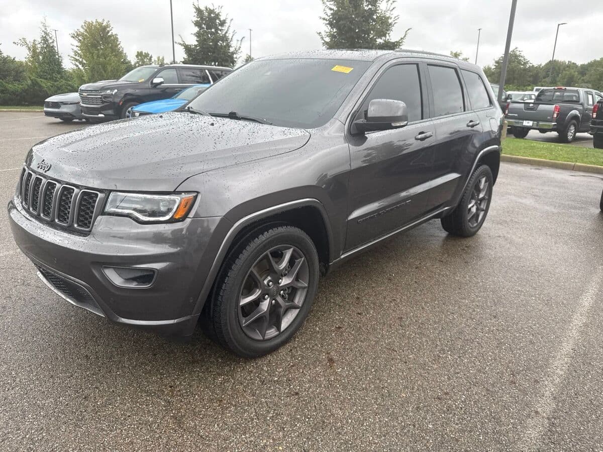 2021 Jeep Grand Cherokee Limited — photo 1 of 9