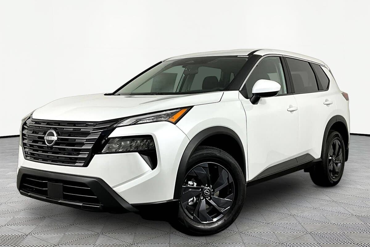 2026 Nissan Rogue SV — photo 1 of 23