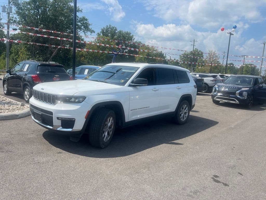 2022 Jeep Grand Cherokee L Limited — photo 1 of 25
