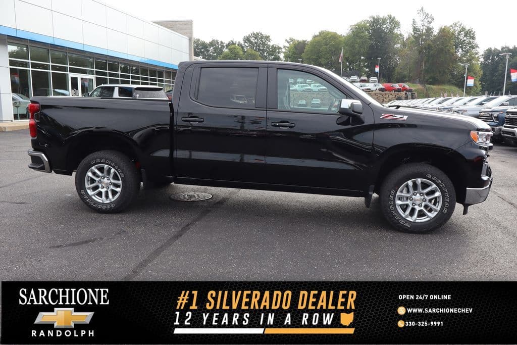 2026 Chevrolet Silverado 1500 LT — photo 1 of 25